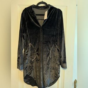 Amazon velvet shirt dress with pockets. Never worn!